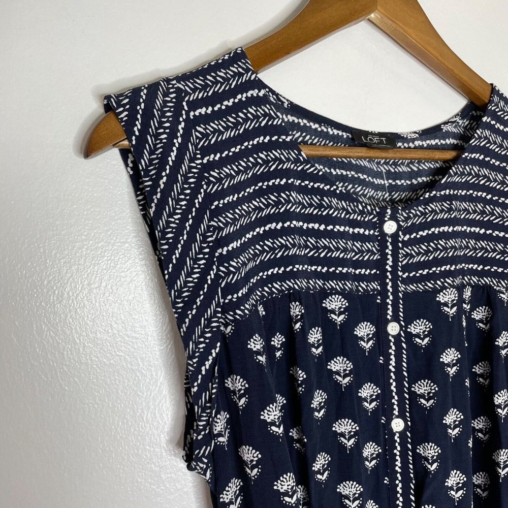 Loft Blue Floral Sleeveless Button Front 4" Shorts Romper Size Large Women’s - Picture 4 of 13